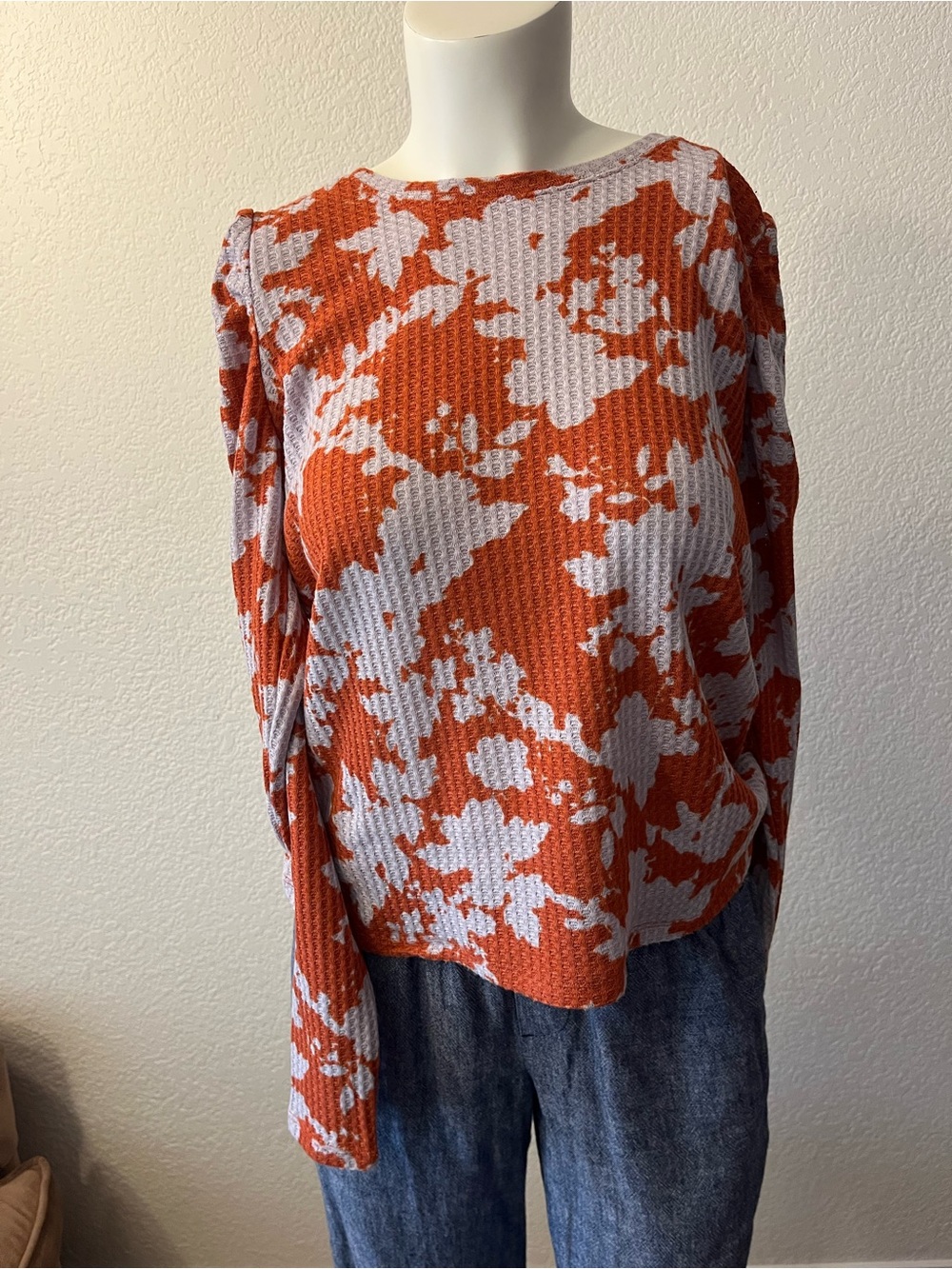 Simply Vera Vera Wang Orange and Cream Waffle-Knit Pullover